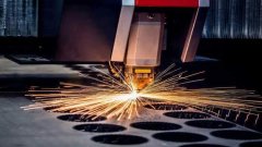 The principle of laser cutting machine